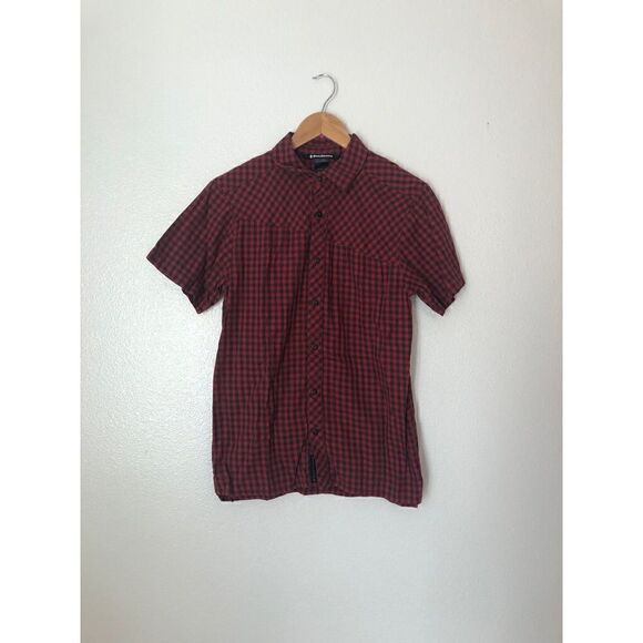 5/$25 SALE Black Diamonds Checkered Black & Red Button Down Short Sleeve Shirt - Picture 1 of 15